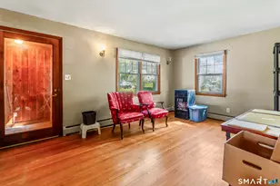250 Pilgrim Rd, Bridgeport, CT 06610 - Photo 13