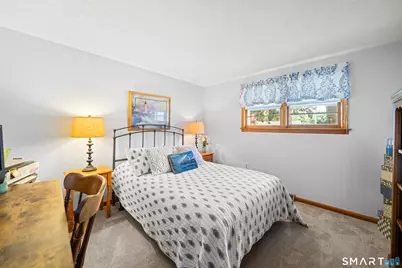 11 Monroe Road, Enfield, CT 06082 - Photo 15