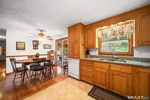 11 Monroe Rd, Enfield, CT 06082 - Photo 9