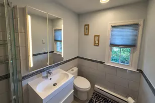 240 Wardwell St, Stamford, CT 06902 - Photo 7