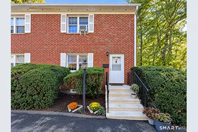 240 Wardwell Street #19, Stamford, CT 06902 - Photo 1