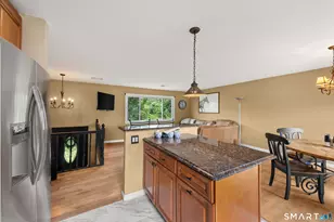 8 Meadow Dr, Oxford, CT 06478 - Photo 11
