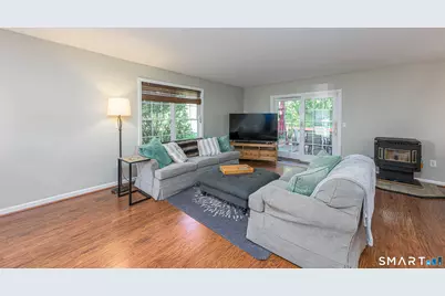 3 Foot Circle #3, Wallingford, CT 06492 - Photo 5