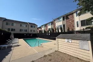 1611 Washington Blvd, Stamford, CT 06901 - Photo 3