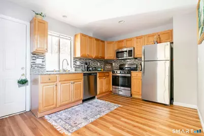 516 Indian Avenue, Bridgeport, CT 06606 - Photo 3