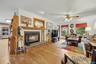 60 Housatonic Dr, Newtown, CT 06482 - Photo 9
