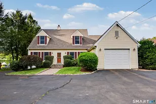 60 Housatonic Dr, Newtown, CT 06482 - Photo 3