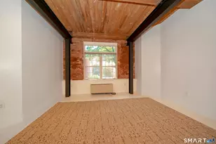 319 New Britain Rd, Berlin, CT 06037 - Photo 5