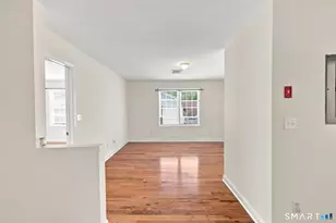 35 Woodrow St, Stamford, CT 06902 - Photo 5