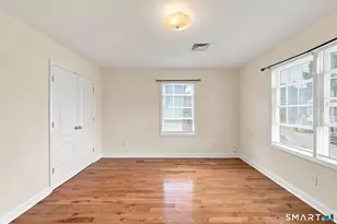 35 Woodrow St, Stamford, CT 06902 - Photo 13
