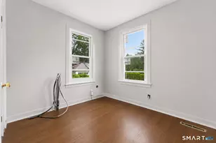 97 Summit St, Norwich, CT 06360 - Photo 17