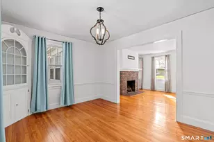 64 Woodmere Rd, West Hartford, CT 06119 - Photo 9