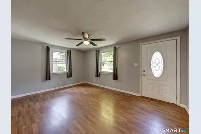 19 Beckwith Drive, Plainville, CT 06062 - Photo 5