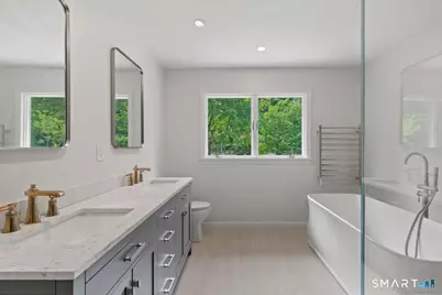 10 Bowman Drive, Greenwich, CT 06831 - Photo 19