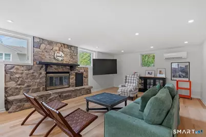 10 Bowman Drive, Greenwich, CT 06831 - Photo 13