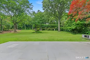 10 Bowman Dr, Greenwich, CT 06831 - Photo 25