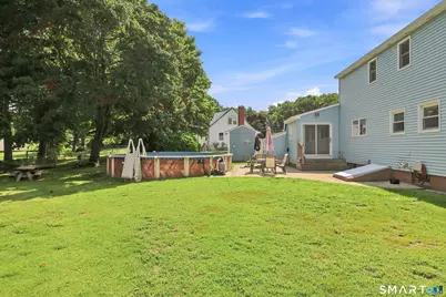 58 Circle Drive, Windsor Locks, CT 06096 - Photo 3