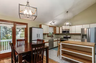 54 Valleyview Dr, Hamden, CT 06518 - Photo 11