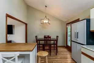 54 Valleyview Dr, Hamden, CT 06518 - Photo 15