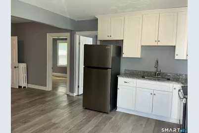 160 South Main Street #1st FL Rear, Middletown, CT 06457 - Photo 3
