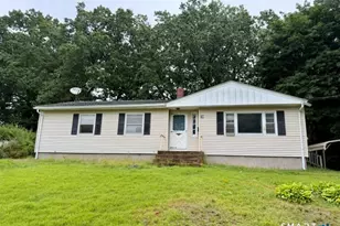 39 Nancy Dr, Enfield, CT 06082 - Photo 1