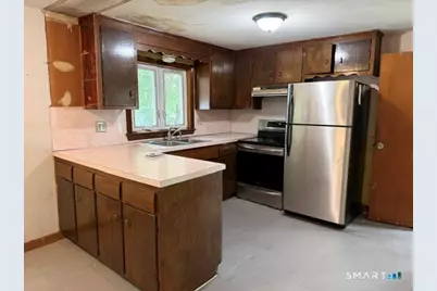 39 Nancy Drive, Enfield, CT 06082 - Photo 7
