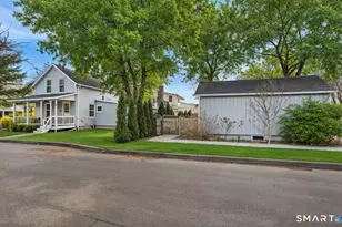 53 Maple St, Darien, CT 06820 - Photo 3