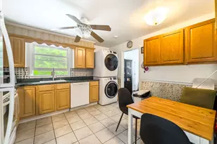 50 Creeping Hemlock Dr, Norwalk, CT 06851 - Photo 7