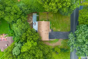 50 Creeping Hemlock Dr, Norwalk, CT 06851 - Photo 3