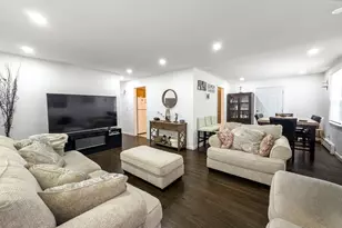 50 Creeping Hemlock Dr, Norwalk, CT 06851 - Photo 5