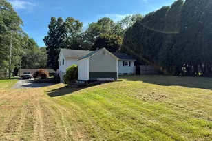 102 Derry Hill Rd, Montville, CT 06382 - Photo 7