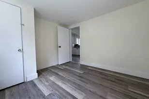 59 Pleasant St, Danbury, CT 06810 - Photo 13