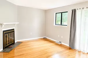 3 Danforth Ln, West Hartford, CT 06110 - Photo 3