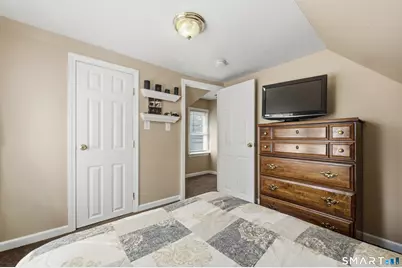 43 Thomas Street, Waterbury, CT 06706 - Photo 19