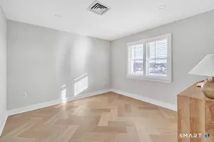 43 Harbor Dr, Stamford, CT 06902 - Photo 25