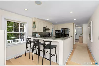 13 Candlewood Knolls Road, New Fairfield, CT 06812 - Photo 9