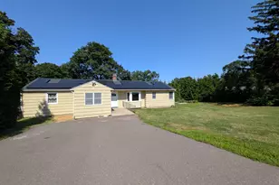 12 Jolly Rd, Ellington, CT 06029 - Photo 3