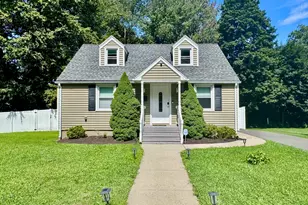 439 Quinn St, Naugatuck, CT 06770 - Photo 1