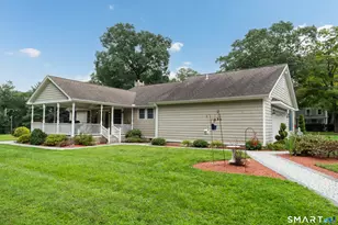 14 Oak St, Wallingford, CT 06492 - Photo 7