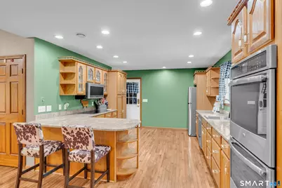 14 Oak Street, Wallingford, CT 06492 - Photo 19