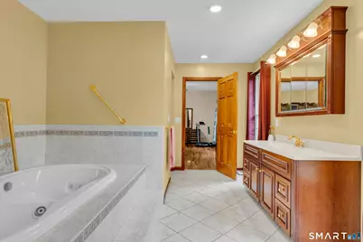 14 Oak Street, Wallingford, CT 06492 - Photo 25