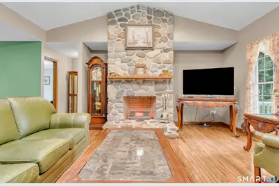 14 Oak Street, Wallingford, CT 06492 - Photo 13