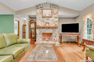 14 Oak St, Wallingford, CT 06492 - Photo 13