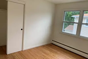 42 Pine St, Hamden, CT 06514 - Photo 5