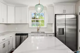 69 Fairview St, Milford, CT 06460 - Photo 3