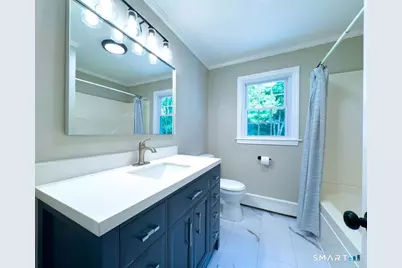 32 Kaynor Drive, Waterbury, CT 06708 - Photo 11