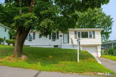 32 Kaynor Drive, Waterbury, CT 06708 - Photo 13