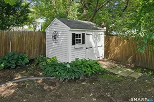 122 Strawberry Hill Ave, Norwalk, CT 06851 - Photo 31