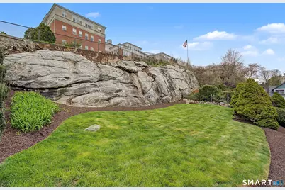 19 Pearl Street, Groton, CT 06340 - Photo 11