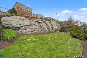 19 Pearl St, Groton, CT 06340 - Photo 11